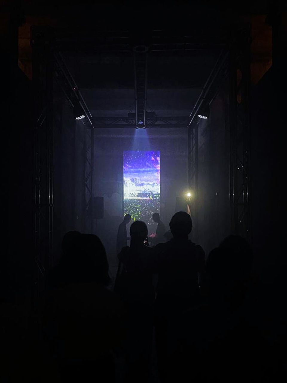 Audio-Tongue-Visual-Performe Audio Tongue Visual Performe